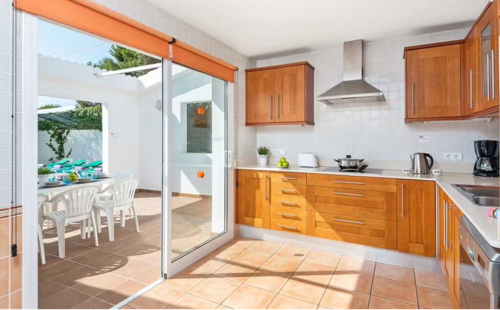 Villa Raquel Cala En Bosch Menorca Review