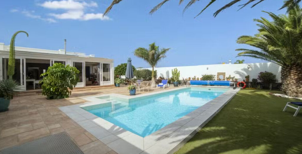 Lomo Blanco Villa Playa Blanca Lanzarote Review