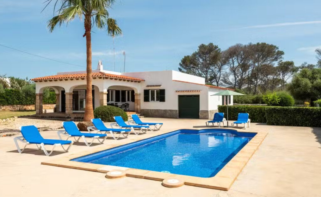 Villa Binisaret