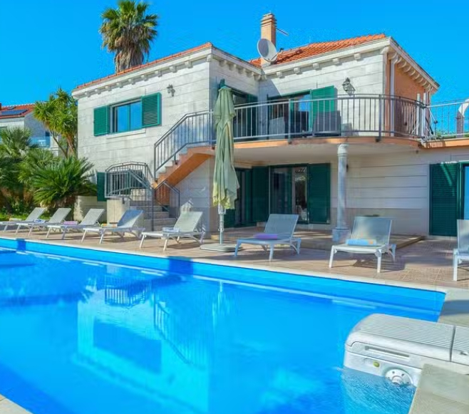 Villa Rasotica Sumartin Brac Island Croatia