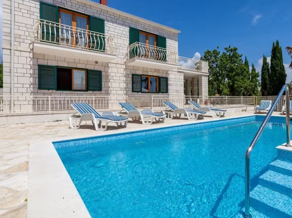 Villa Vjeka Sumartin Brac Island Croatia

